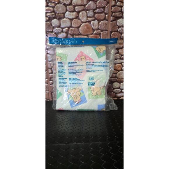 Vintage Owen Fleece Crib Blanket - Picture 3 of 7